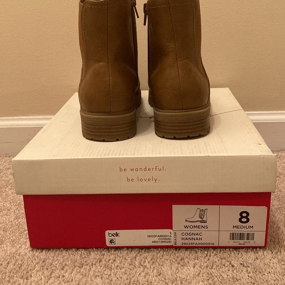 Wonderly Hannah Booties - Picture 5 of 6